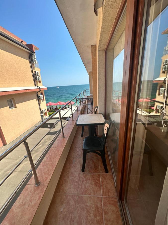 Elizabeth Beach Apartments Nesebar Esterno foto